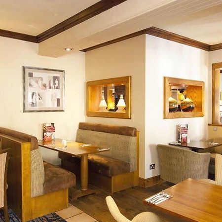 Premier Inn Huddersfield Central Eksteriør billede
